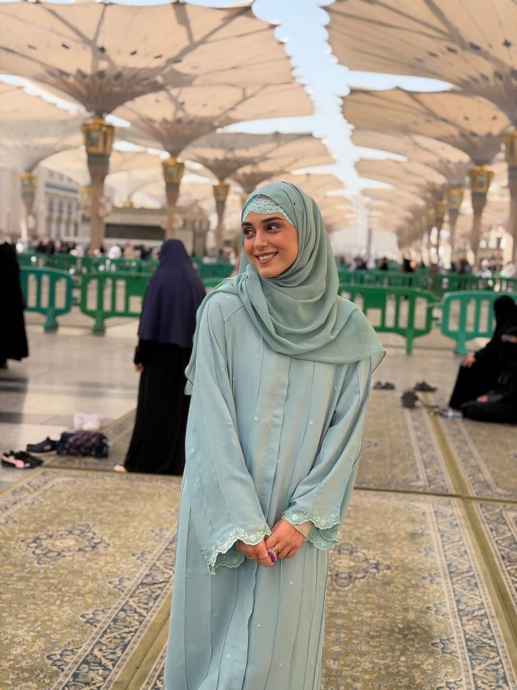 Maya Ali’s Heartfelt Umrah Journey