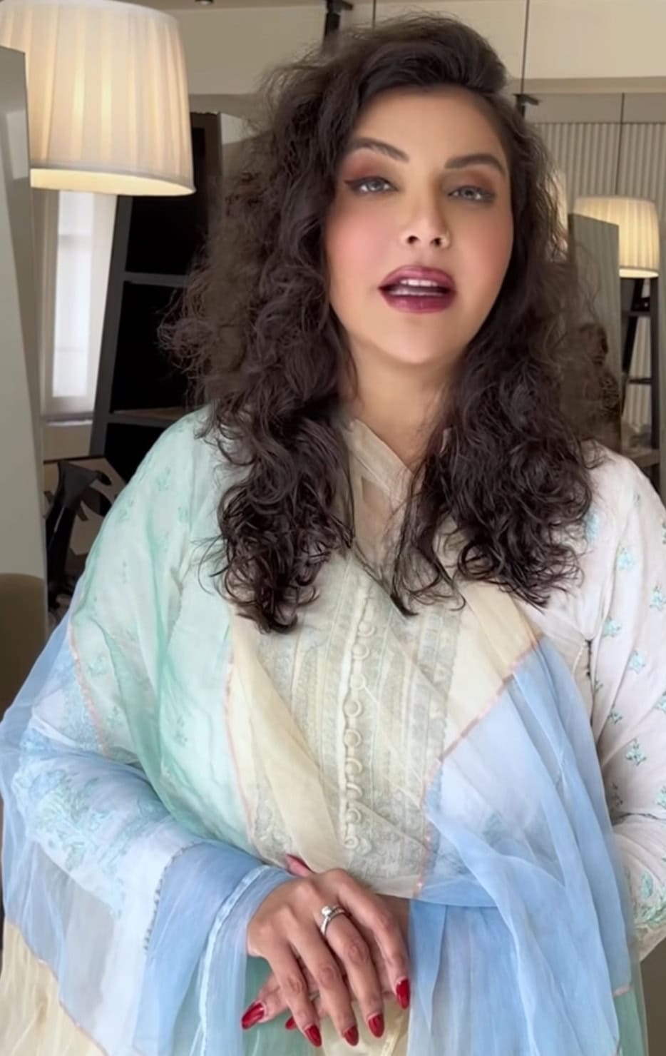 Nida Yasir’s Recent Look Gets Trolled