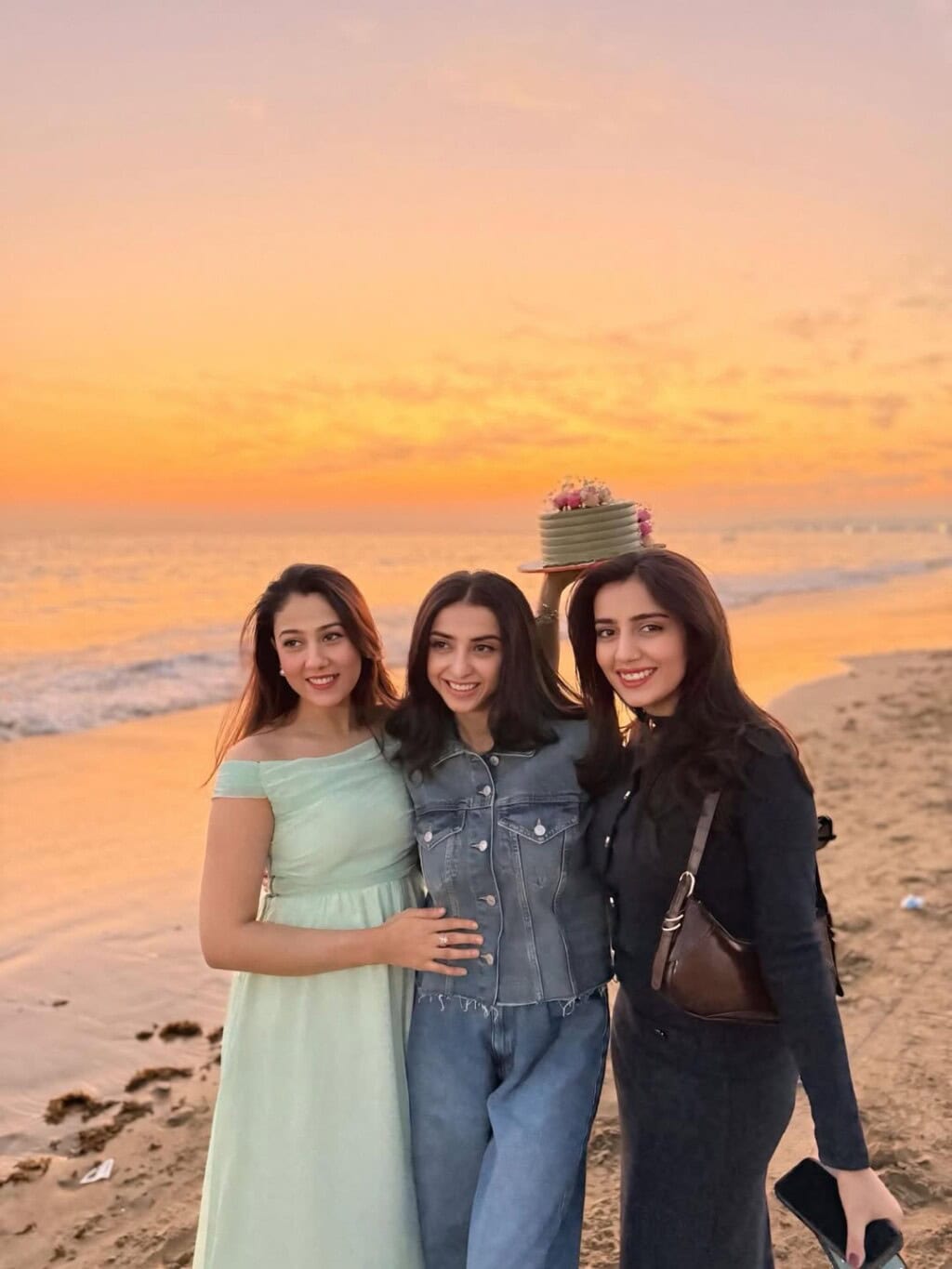 Meri Bahuain Fame Fabiha Celebrates Birthday