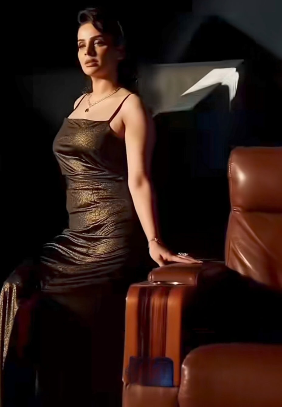 Saba Qamar’s Boldness in Muamma & Latest Photoshoot Severely Criticized