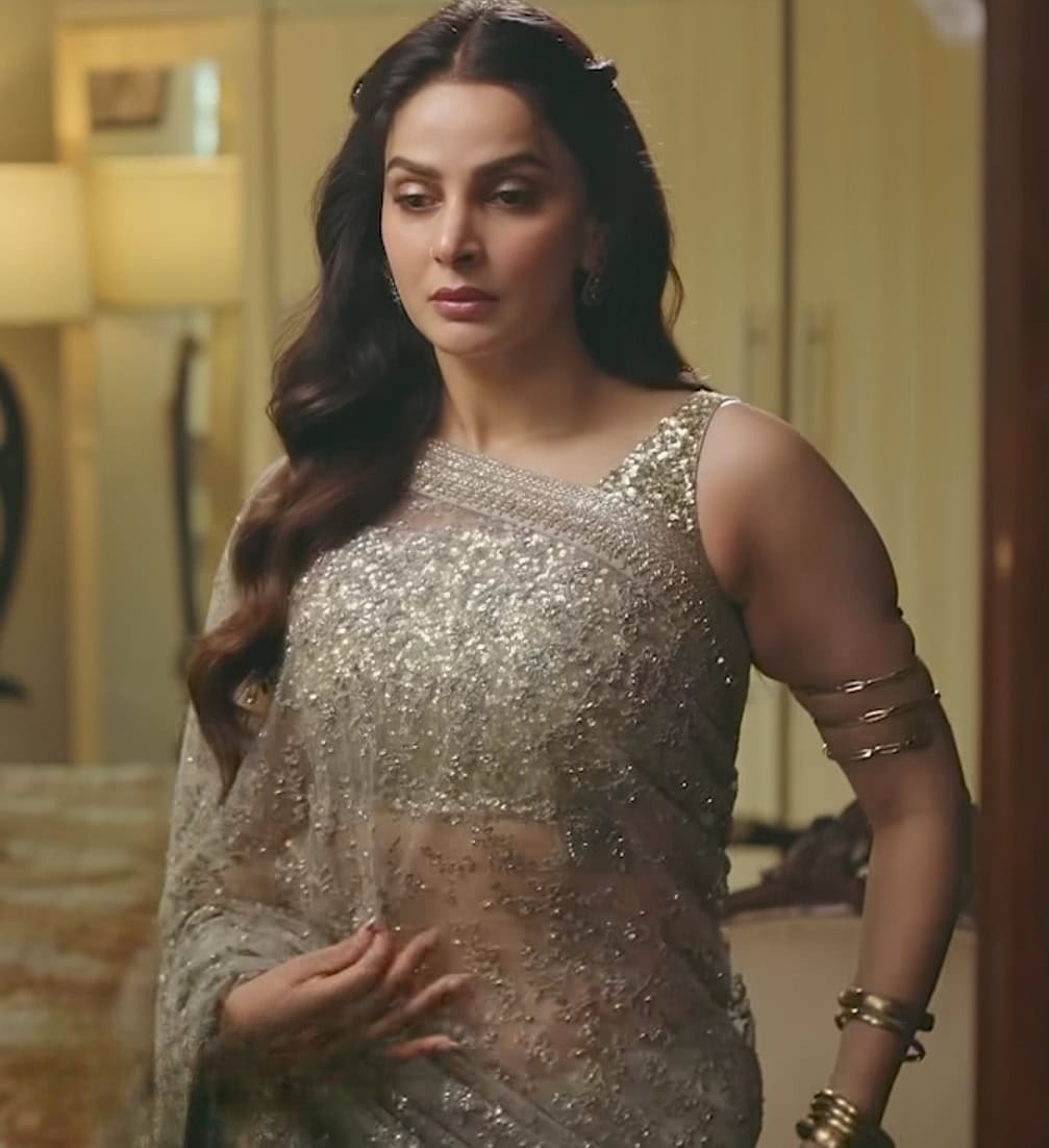 Saba Qamar’s Boldness in Muamma & Latest Photoshoot Severely Criticized