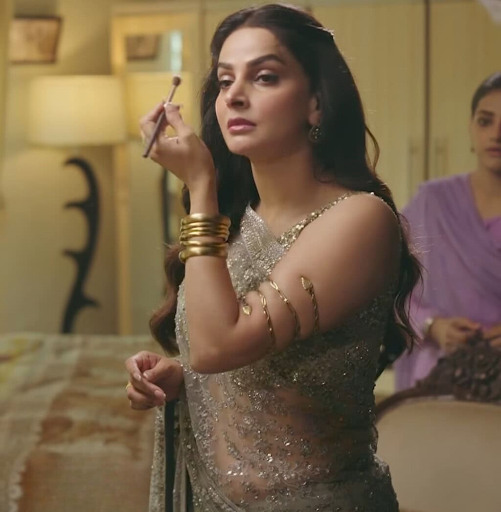 Saba Qamar’s Boldness in Muamma & Latest Photoshoot Severely Criticized