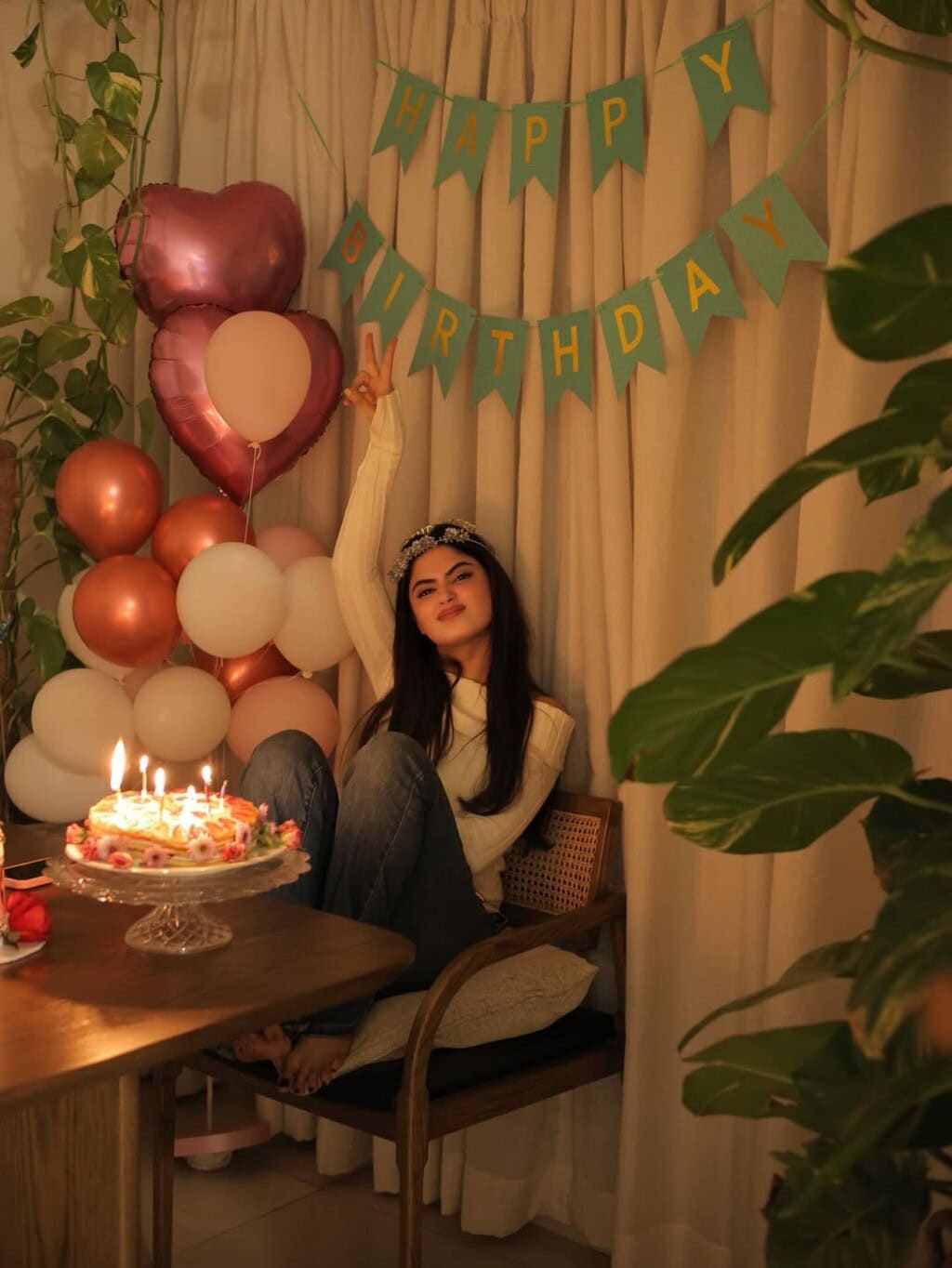 Sajal Aly Celebrates Birthday With Her Family