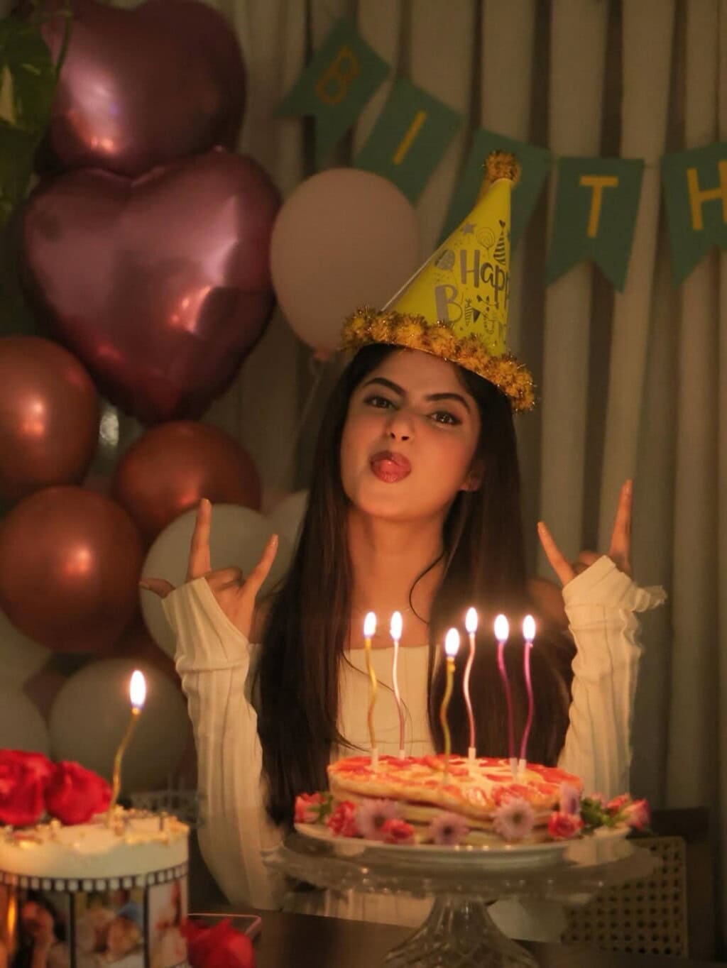 Sajal Aly Celebrates Birthday With Her Family