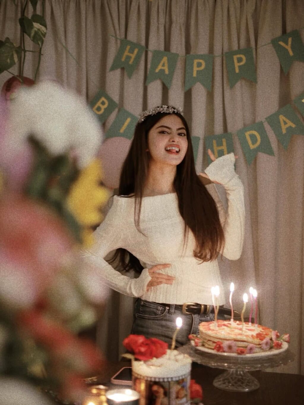 Sajal Aly Celebrates Birthday With Her Family