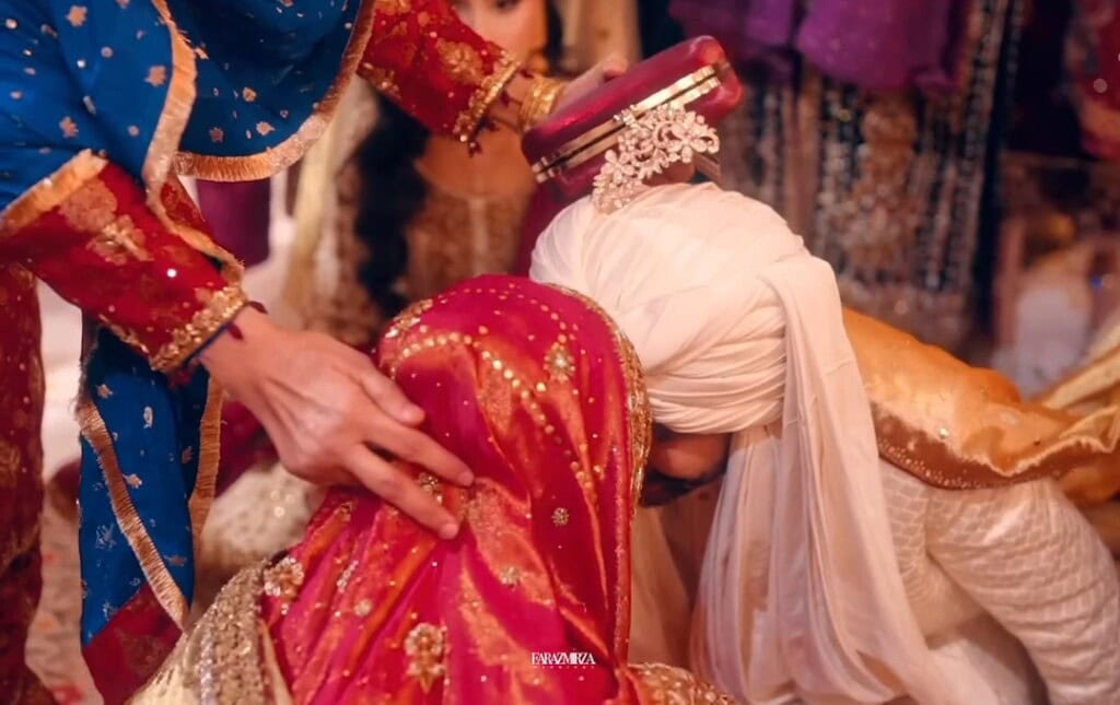 Salma Zafar Asim Daughter’s Emotional Rukhsati Video