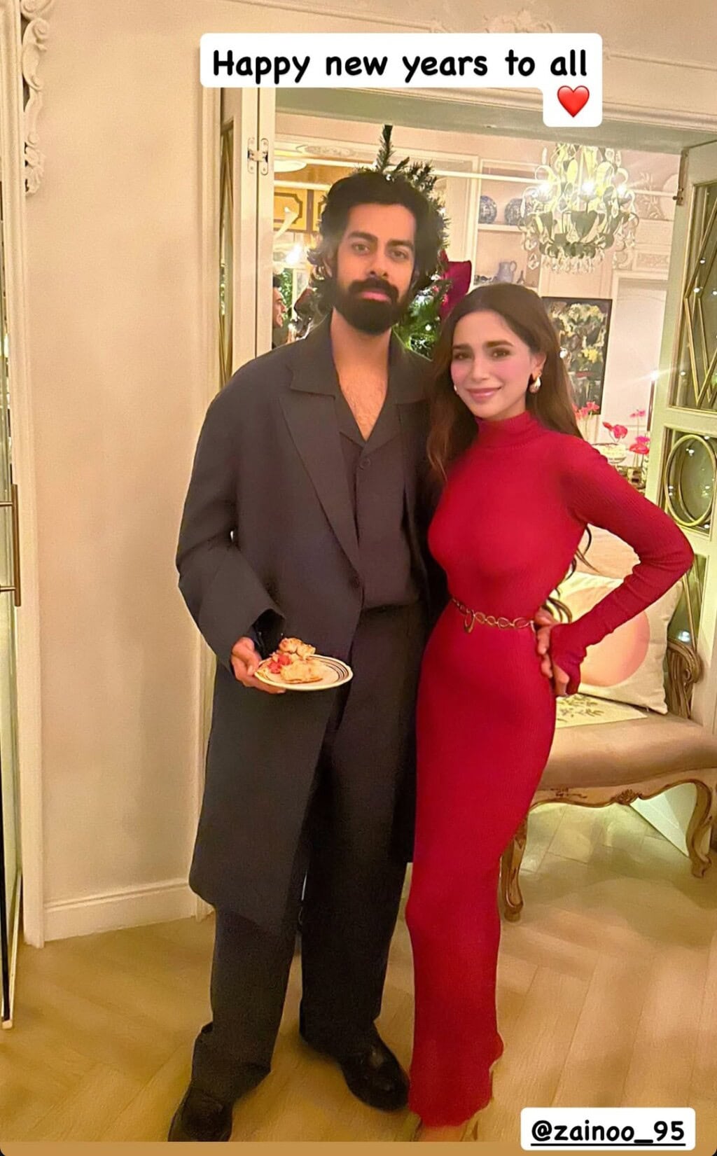 Pakistani Celebrities’ New Year Wishes & Pictures
