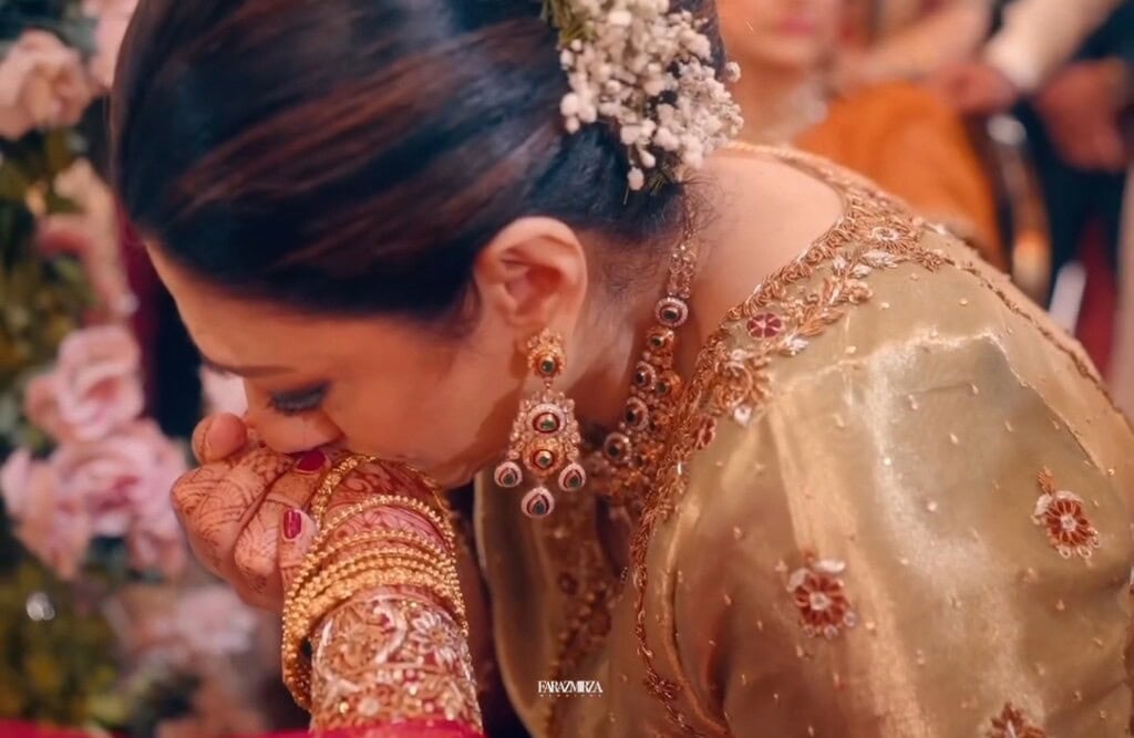 Salma Zafar Asim Daughter’s Emotional Rukhsati Video