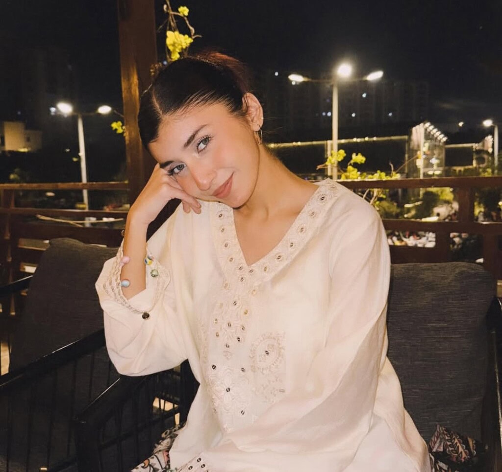 Humsafar Child Star Sara Turns 21
