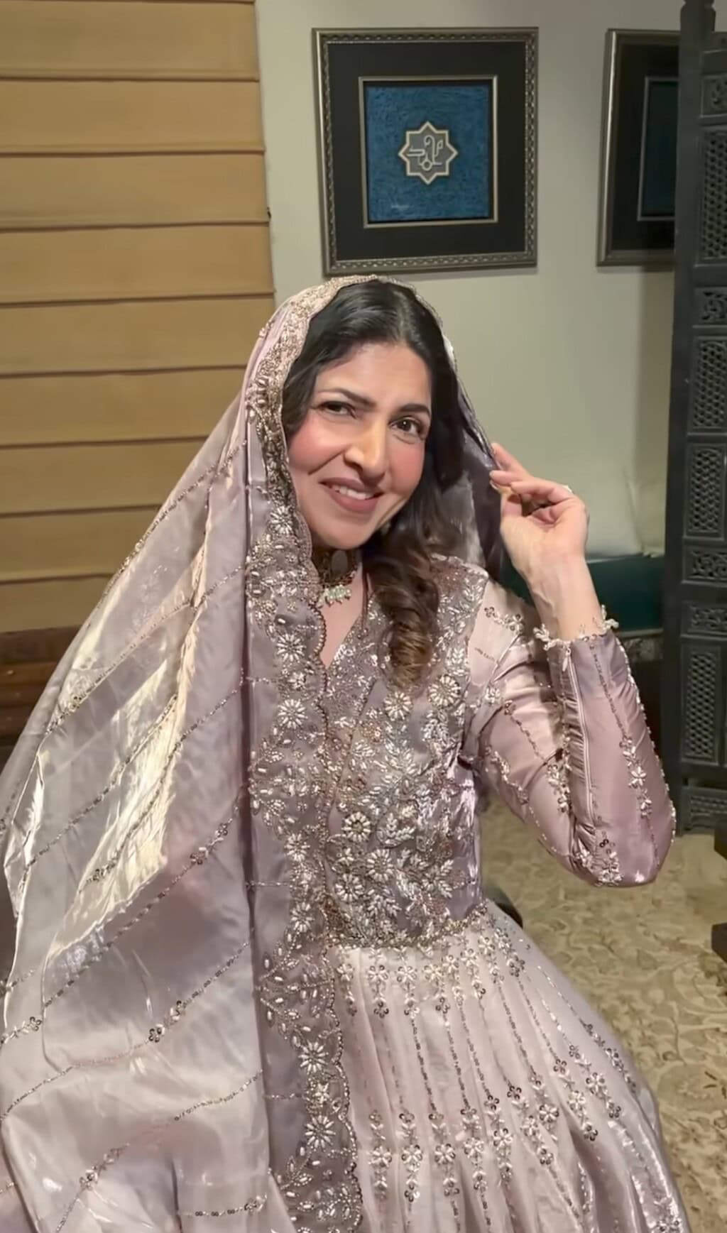 Shagufta Ejaz Modelling In Festive Look Draws Criticism