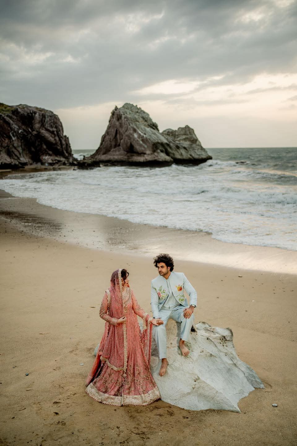 Umer Aalam Nikah Pictures & Videos