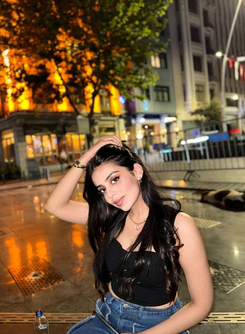 Yashma Gill’s Dances with Friends Go Viral on Social Media