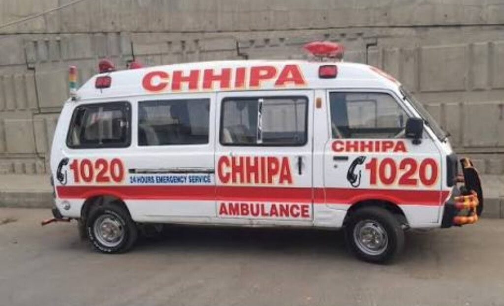 Fans Slam Hafsa’s Mother for Not Calling an Ambulance in Sharpasand