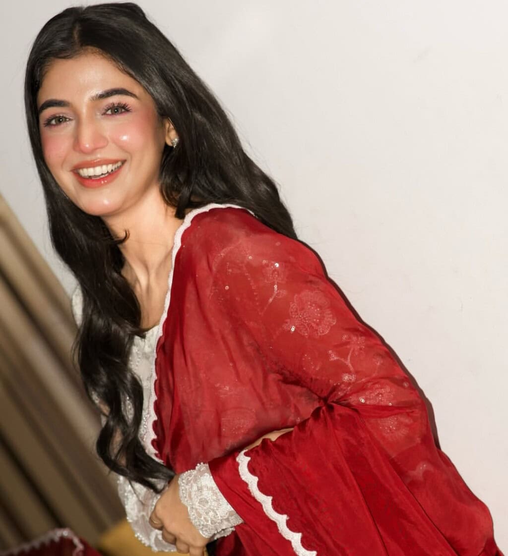 Srha Asghar on Arrogance & Unprofessionalism of New Actors