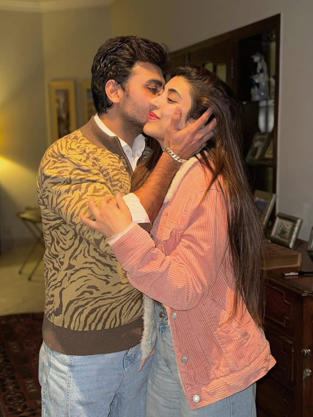 Pakistani Celebrities’ New Year Wishes & Pictures