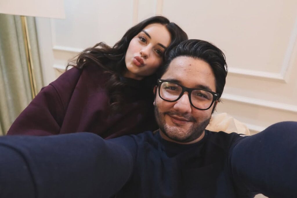 Pakistani Celebrities’ New Year Wishes & Pictures