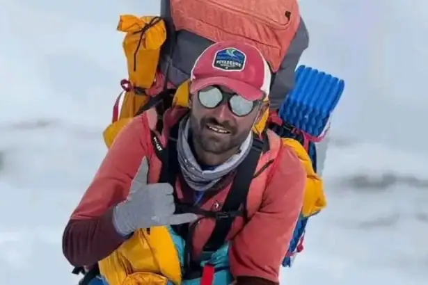 Young Pakistani Mountaineer Shah Daulat Tragically Passes Away