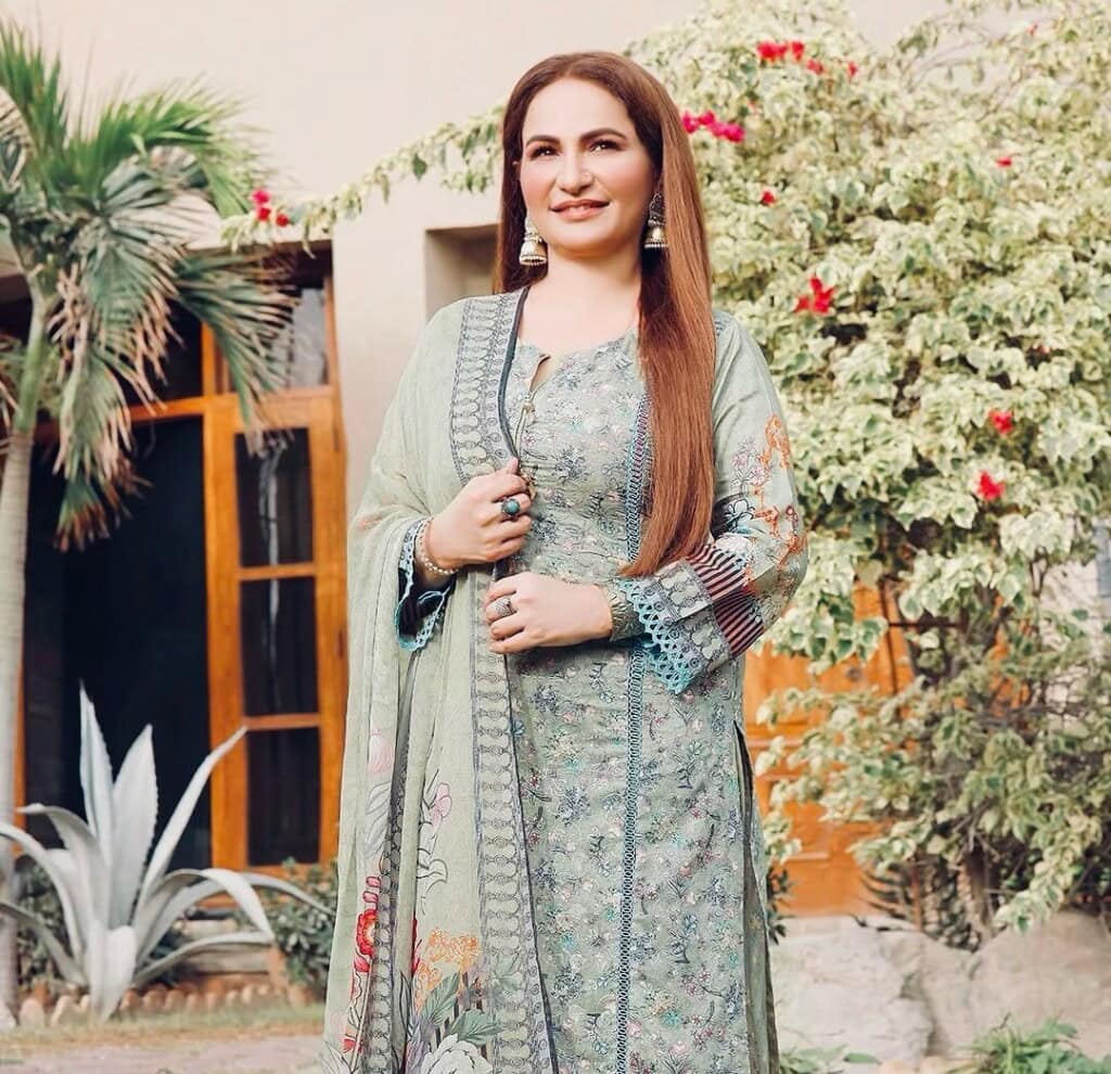 Ali Gul Pir’s Hilarious Video On Beena Chaudhary’s Viral Statement