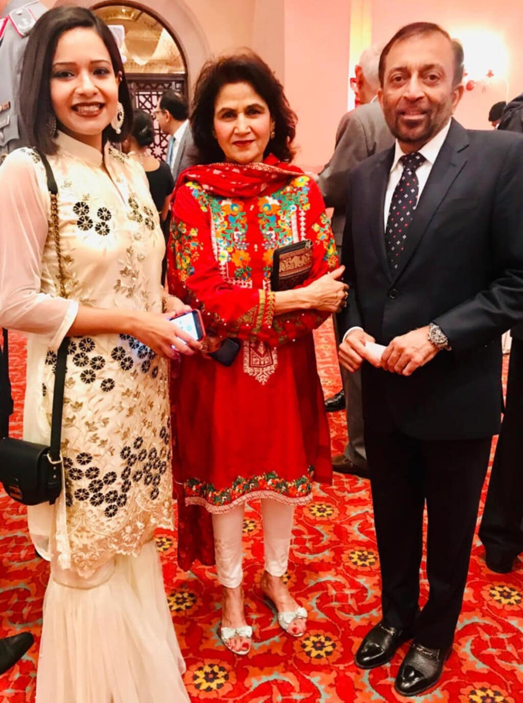 Dr Farooq Sattar’s Experience of Two Marriages & Advice to Men