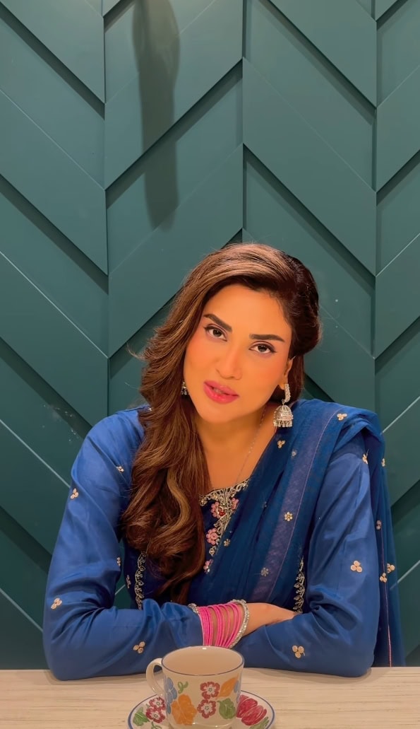 Saba Faisal Calls Fiza Ali Sharpasand