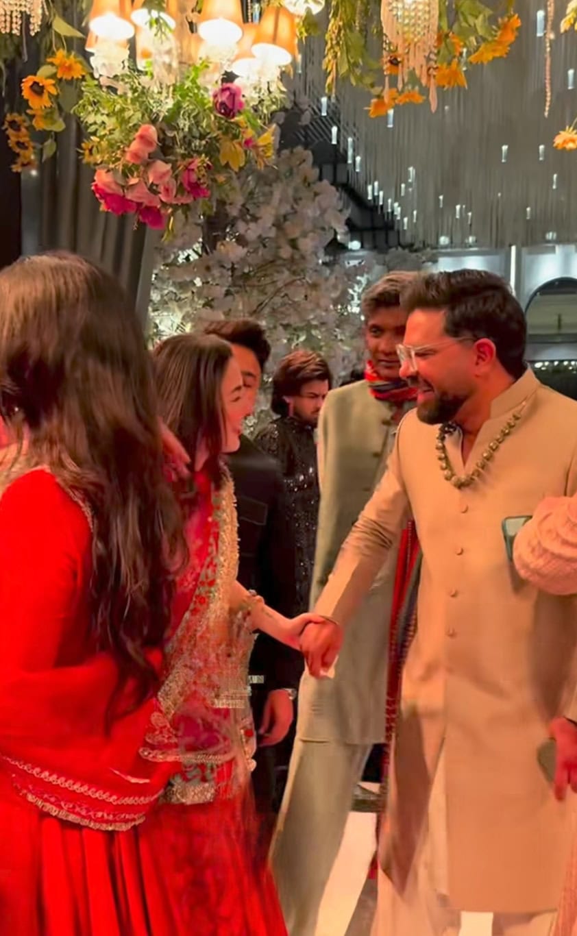 Hania Aamir & Yasir Hussain’s Cordial Video Triggers Reactions