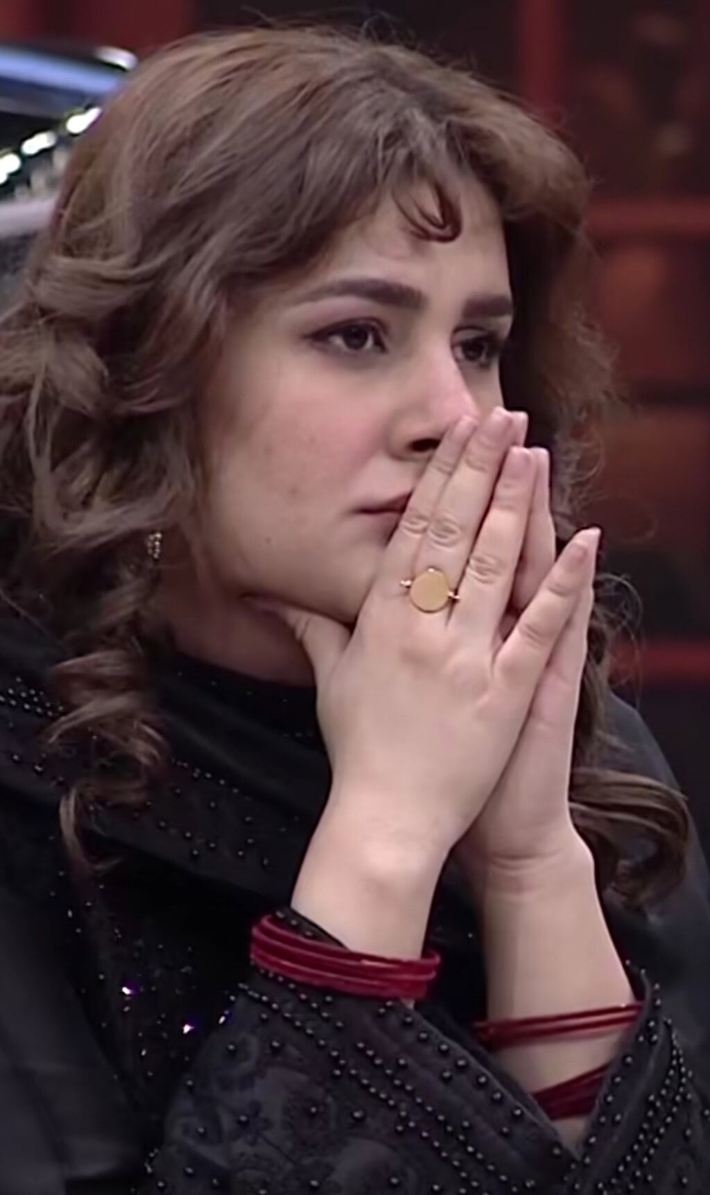 Kubra Khan’s Hairstyle in Jeeto Pakistan Trolled