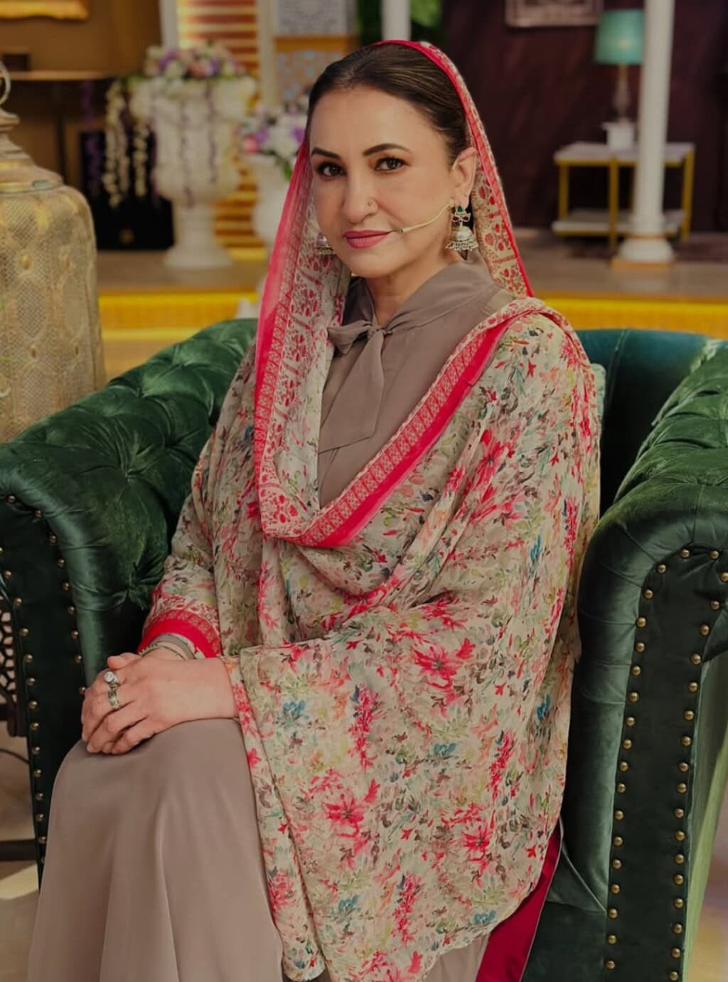 Saba Faisal Calls Fiza Ali Sharpasand