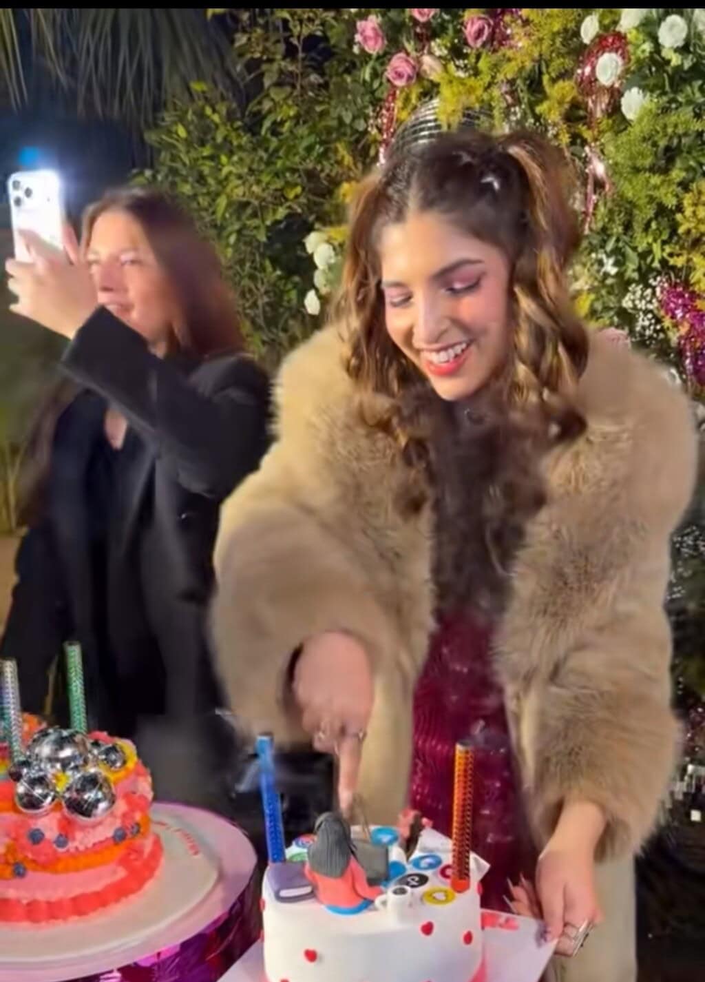 Dananeer Mobeen’s Sister’s Cringe Birthday Celebration Trolled