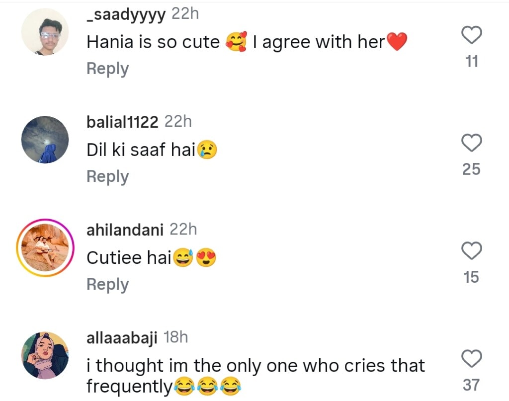 Hania Aamir Cries During A Show