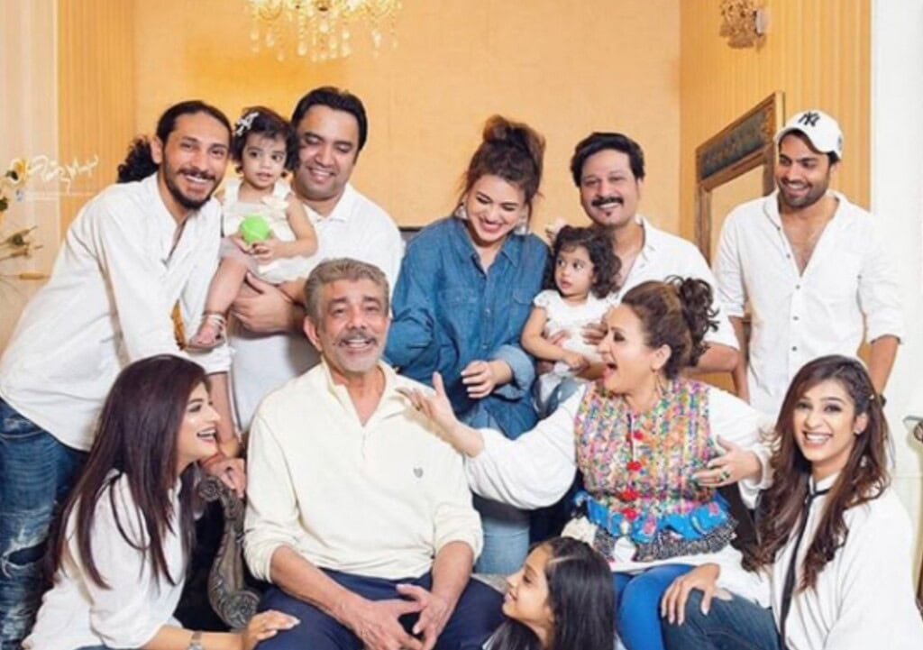 Zara Noor Abbas Opens Up About Father and Brothers’ Strictness