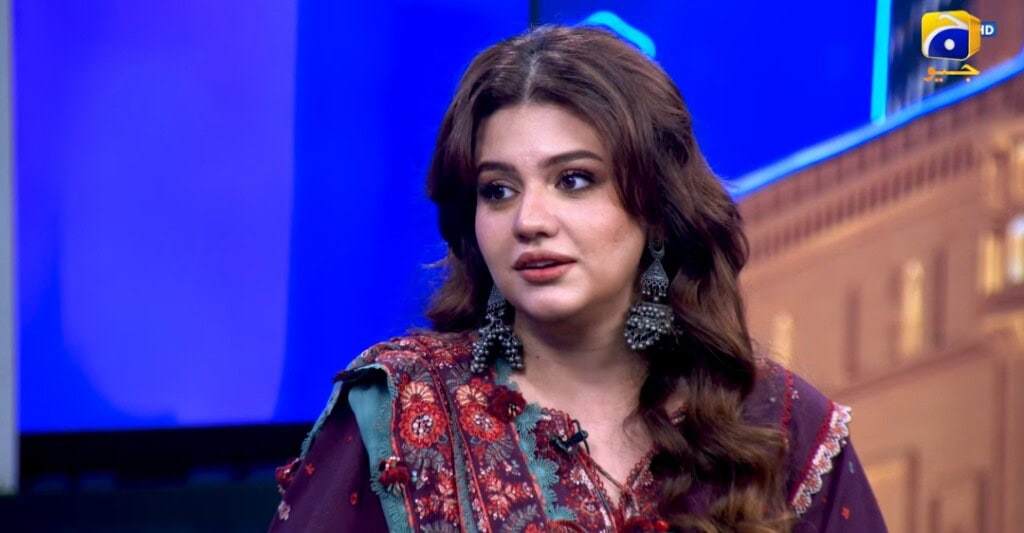 Zara Noor Abbas Opens Up About Father and Brothers’ Strictness