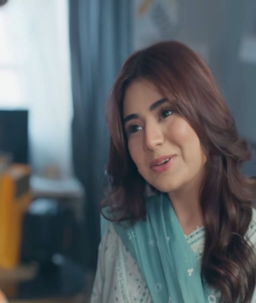 Areeka Haq Questions Girls Looking for Well-settled Men Areeka Haq Questions Girls Looking for Well-settled Men