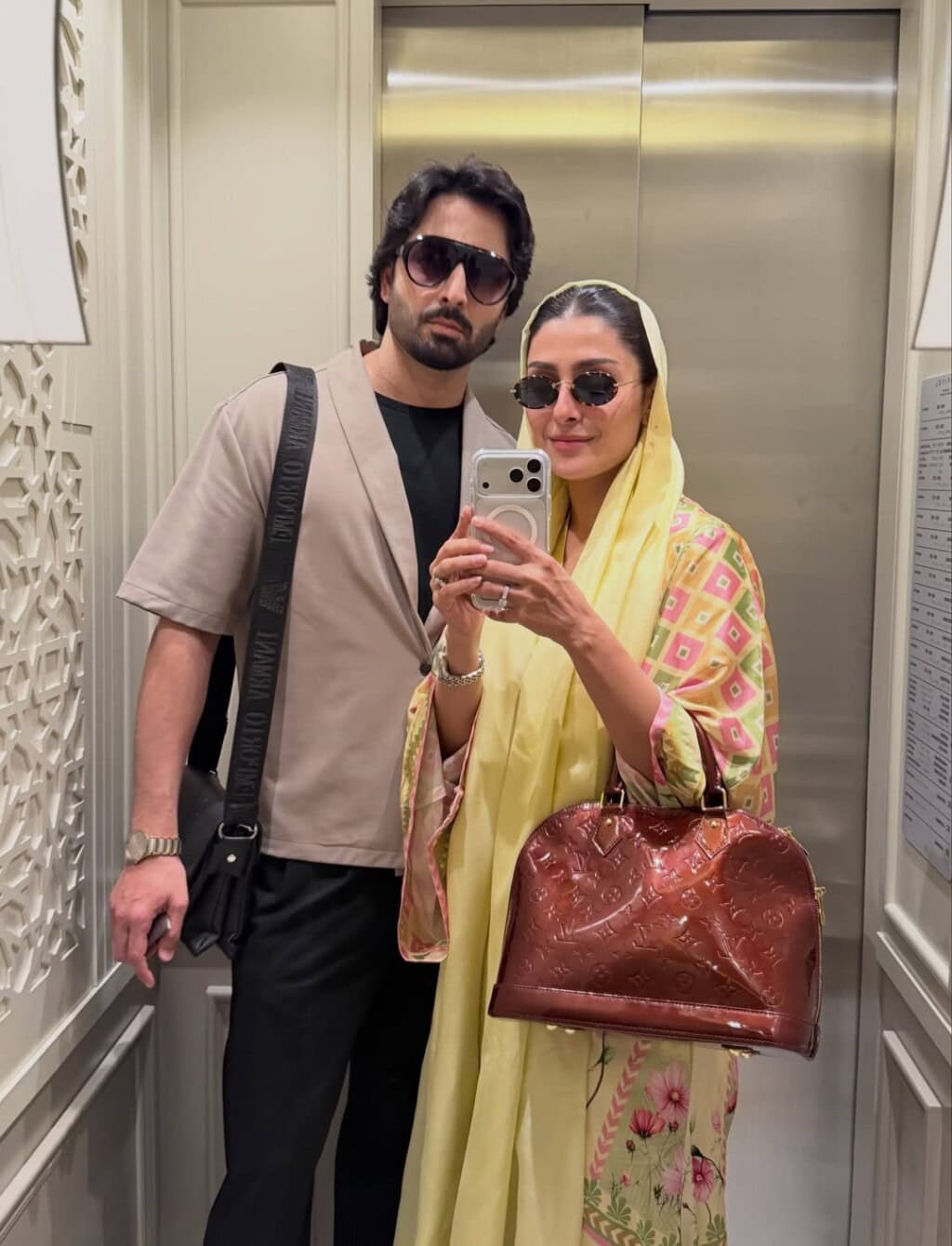 Ayeza Khan & Danish Taimoor Ramadan Celebration In Makkah Ayeza Khan & Danish Taimoor Ramadan Celebration In Makkah