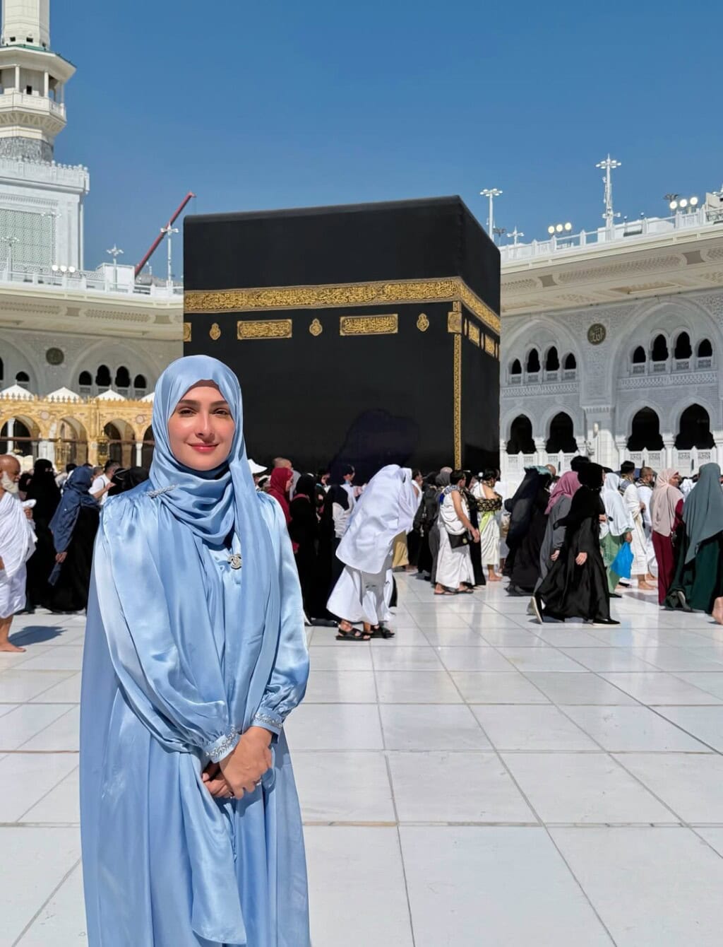 Ayeza Khan & Danish Taimoor Ramadan Celebration In Makkah Ayeza Khan & Danish Taimoor Ramadan Celebration In Makkah