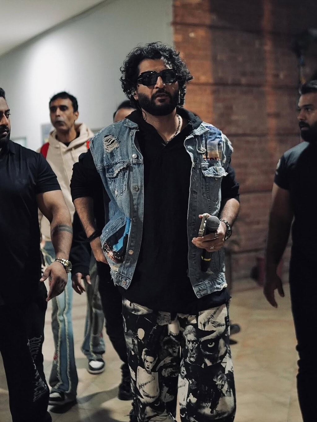 Bilal Saeed Brings Back Nostalgia To Pakistan Idol Stage