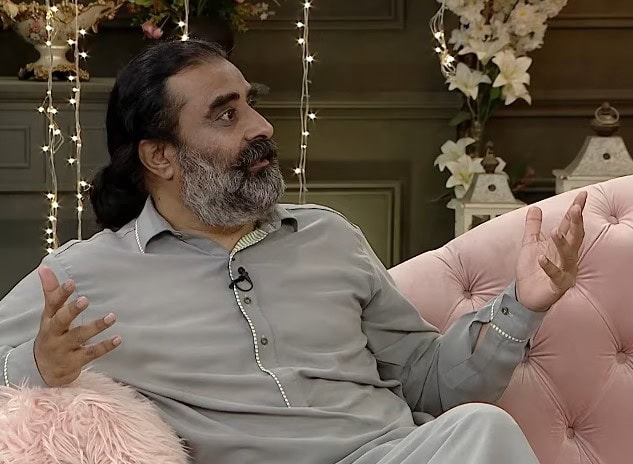Bushra Ansari & Husband On Keeping Separate Bedrooms