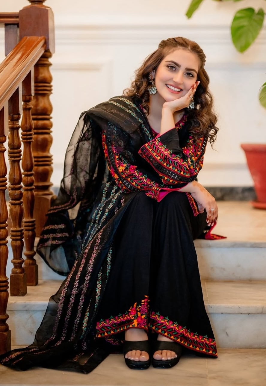 Hiba Bukhari Reveals Secret Humrahi Cast Member