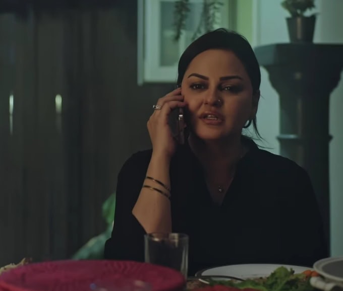 Juvaria Abbasi on Early Marriage, Divorce Decision & Raising Her Daughter Alone Juvaria Abbasi on Early Marriage, Divorce Decision & Raising Her Daughter Alone