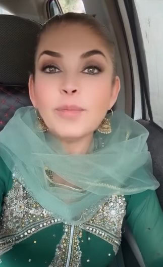 Mishi Khan Hits Back At Hania Aamir