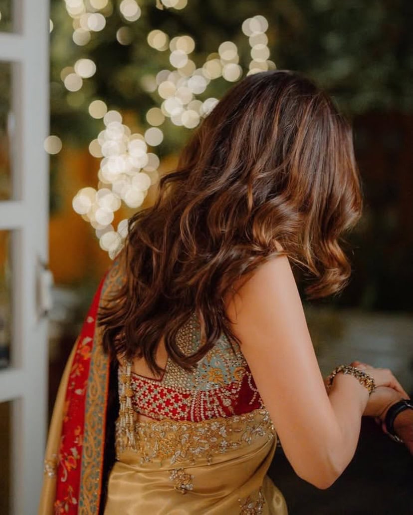 Mahira Khan Shares Beautiful Clicks With Husband & Friends