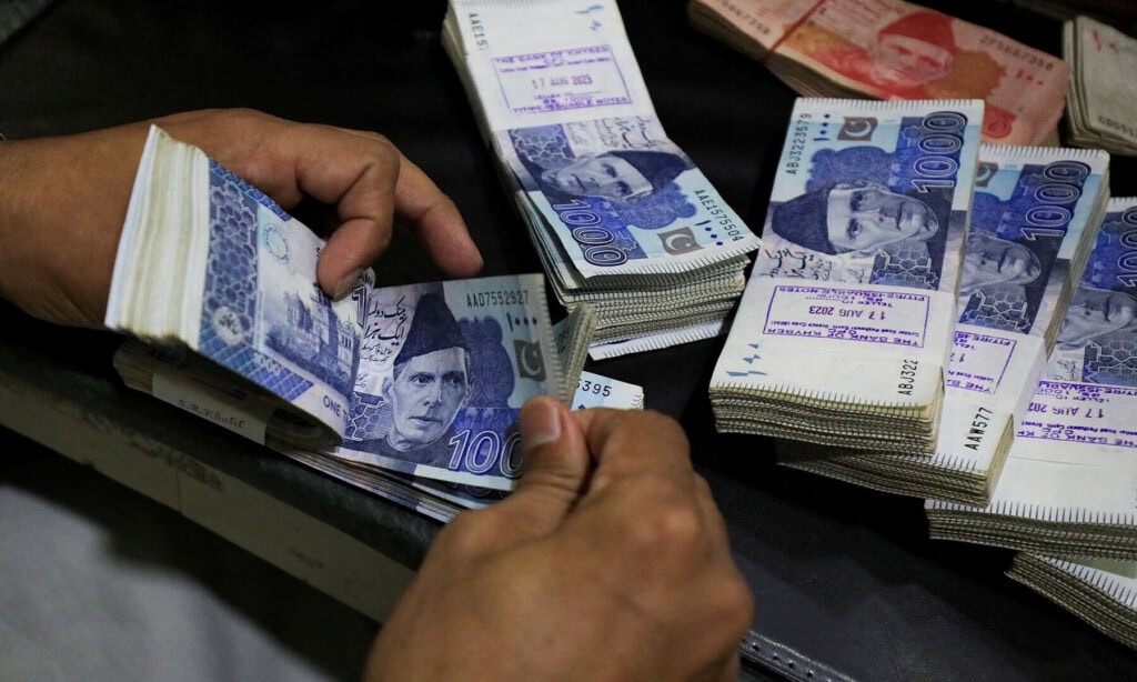 Basant In Lahore : Crazy Spending By Enthusiasts Basant In Lahore : Crazy Spending By Basant Enthusiasts