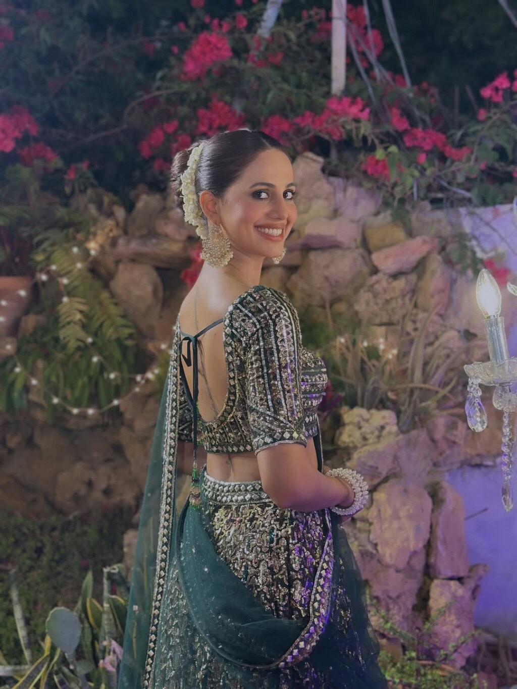 Supermodel Roma Michael Calls Out Pakistanis