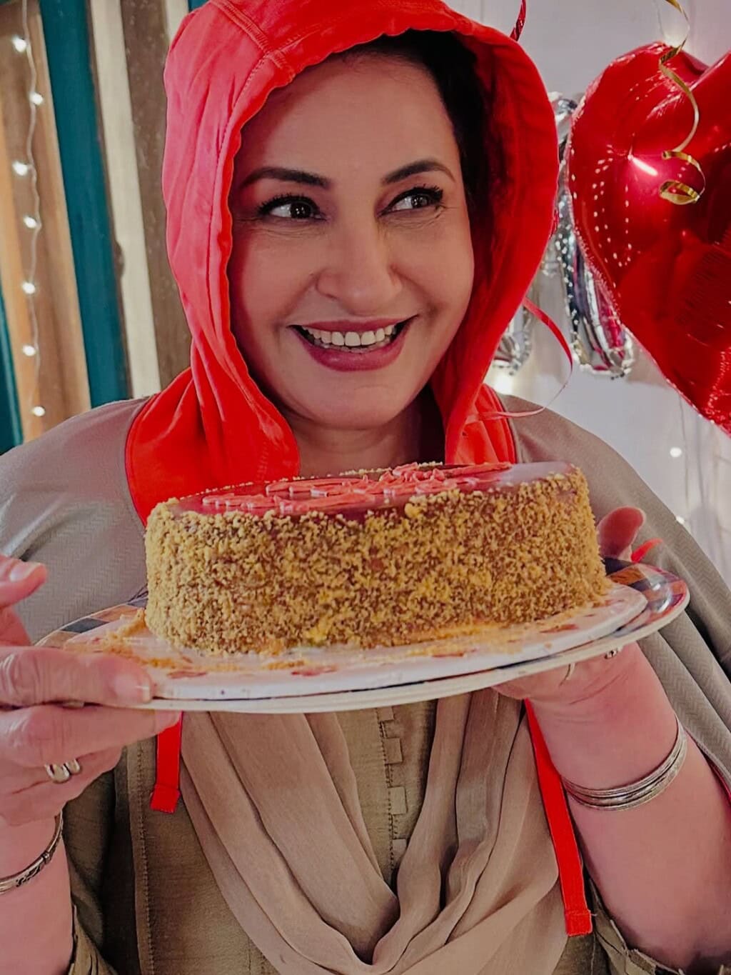 Saba Faisal Celebrates Her Birthday In Style