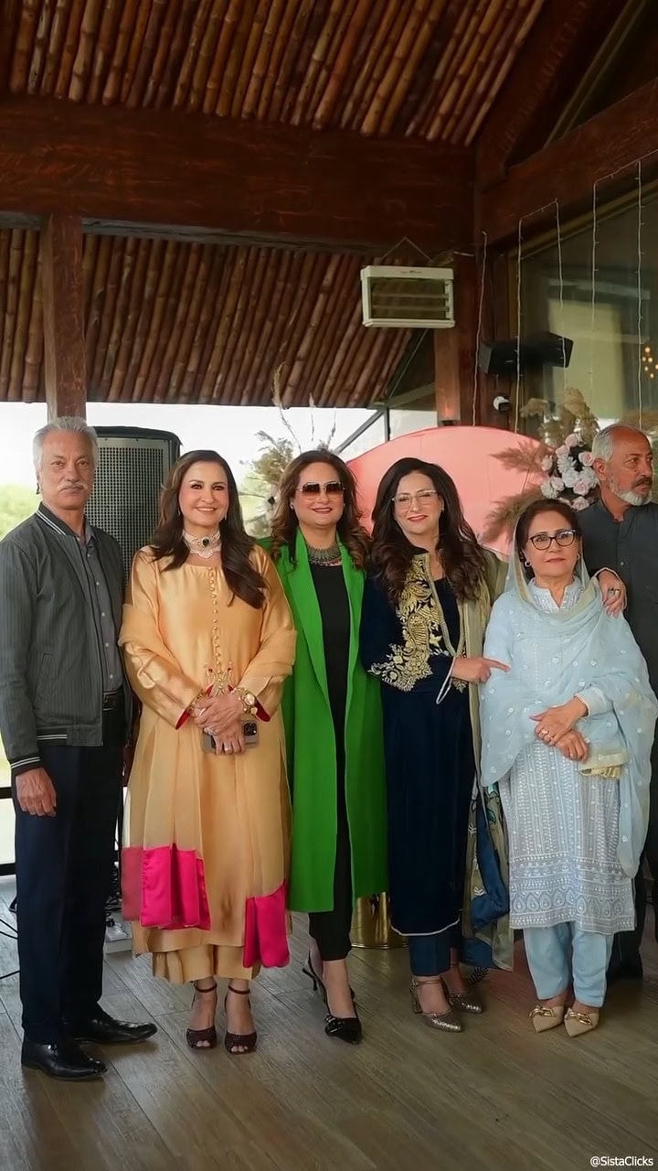 Saba Faisal Celebrates Her Birthday In Style