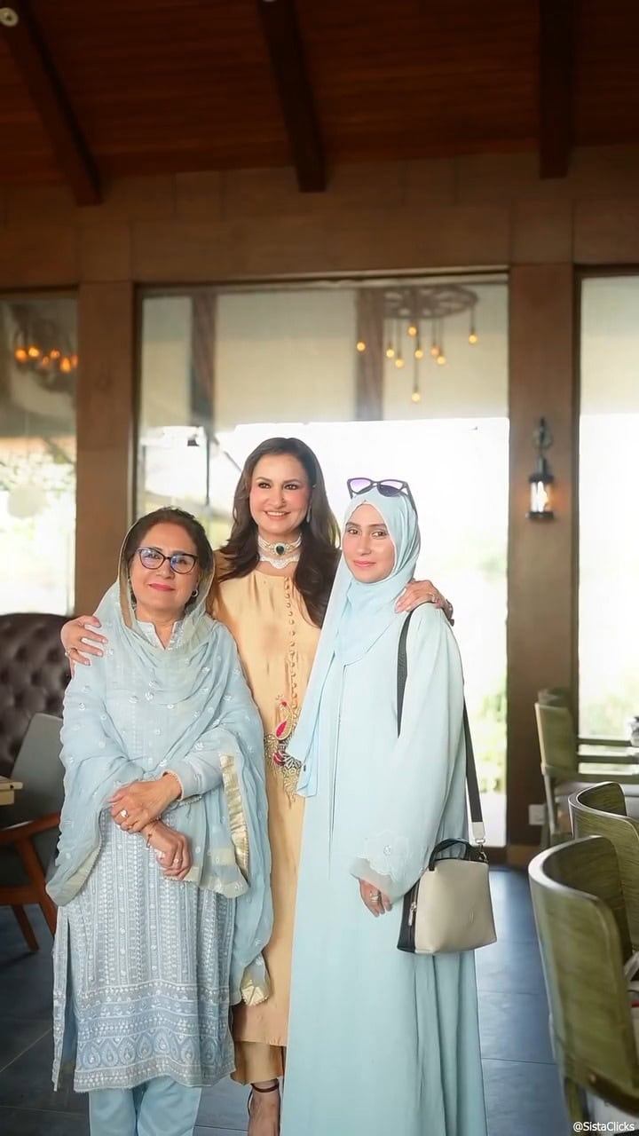 Saba Faisal Celebrates Her Birthday In Style