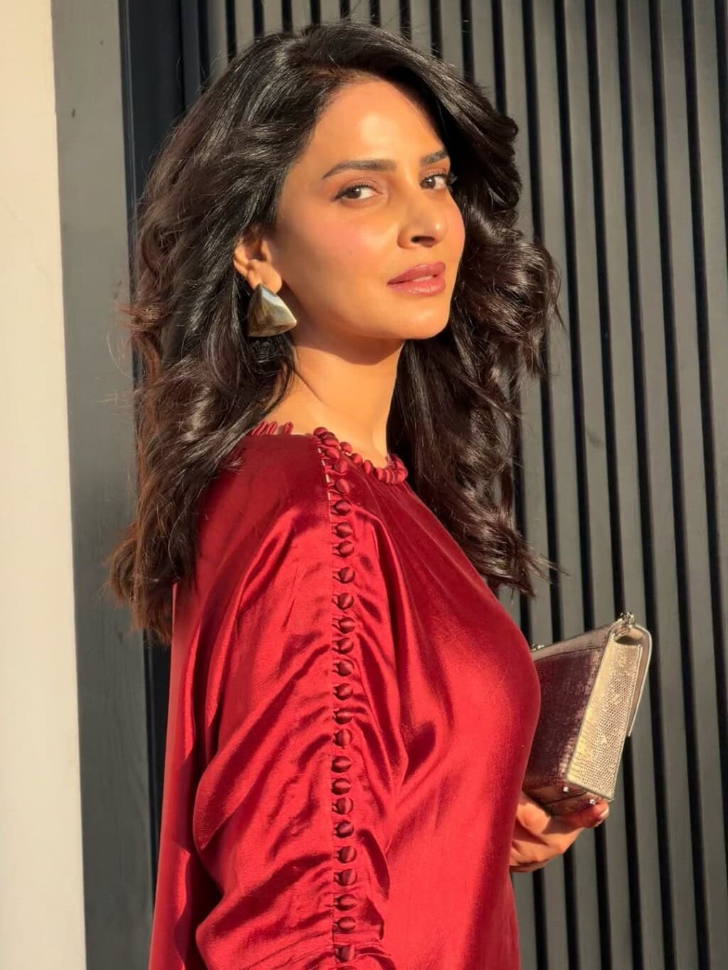 Saba Qamar Responds To Javeria Abbasi’s Criticism