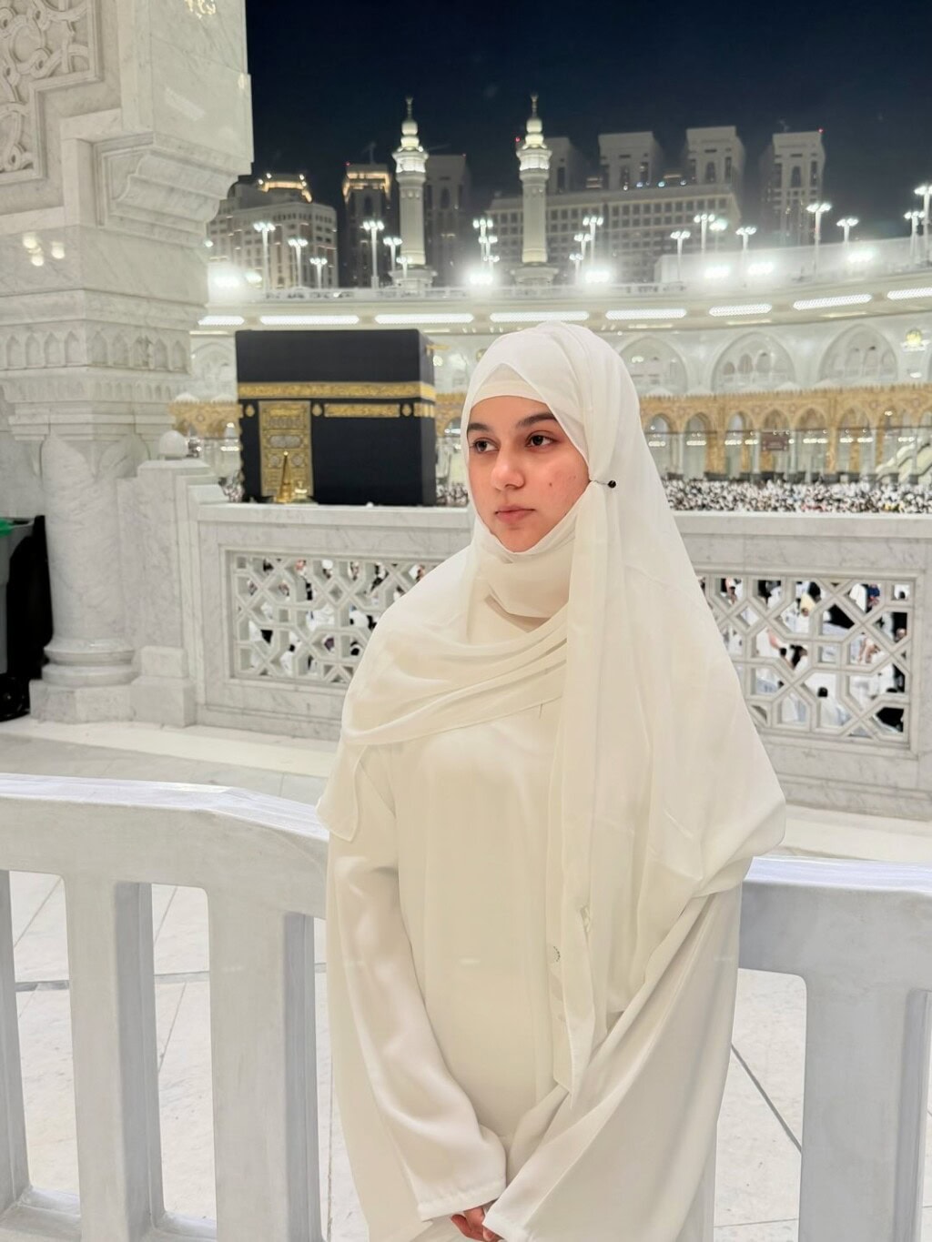 Samiya Hijab Performs Umrah
