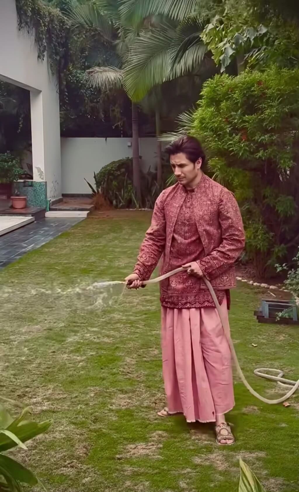 Ali Zafar Issues Apology for See Through Eid outfit