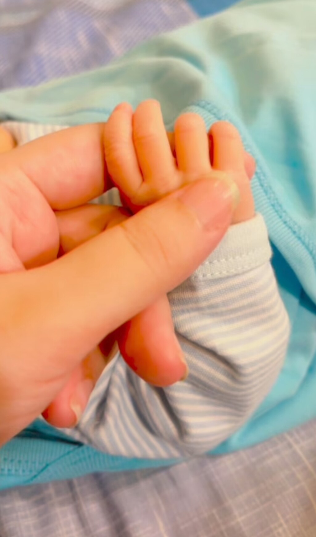 Emaan Fatima Celebrates Six Months of Son Kivan Sultan