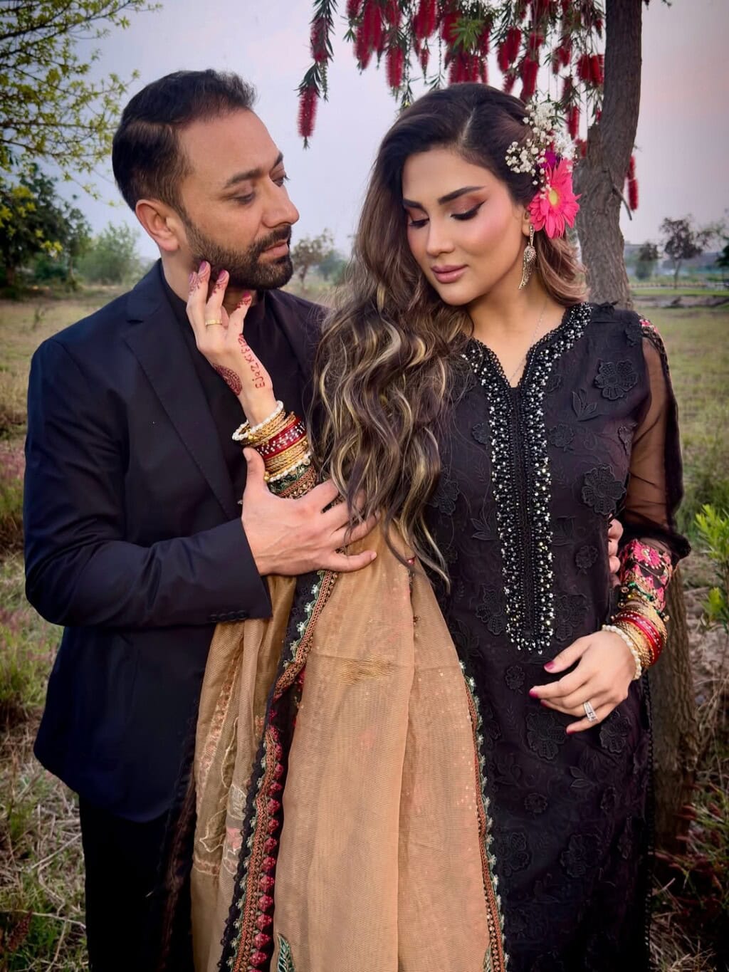 FIza Ali Shares Eid Pictures with Third Husband